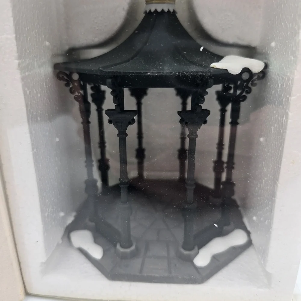 Vtg Dept 56 Heritage Village Town Square Gazebo Accessory #5513-1 EUC w/box